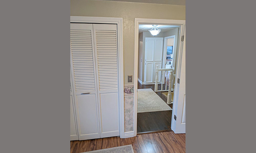 Third Bedroom Hallway Entrance