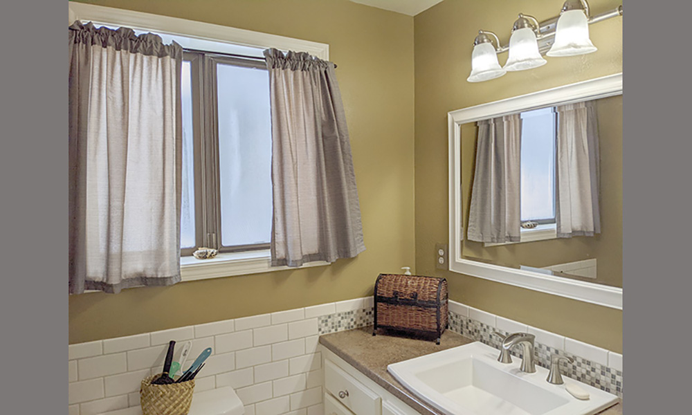 Master Bedroom Bath